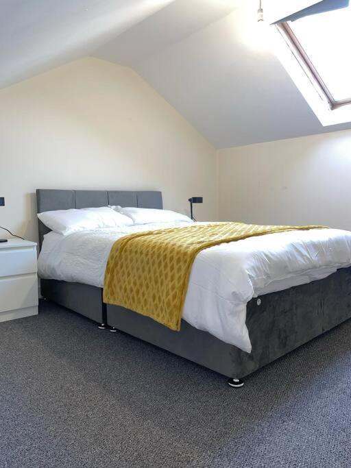 Modern 1 Bed Apartment In The City Centre Of Derby Luaran gambar
